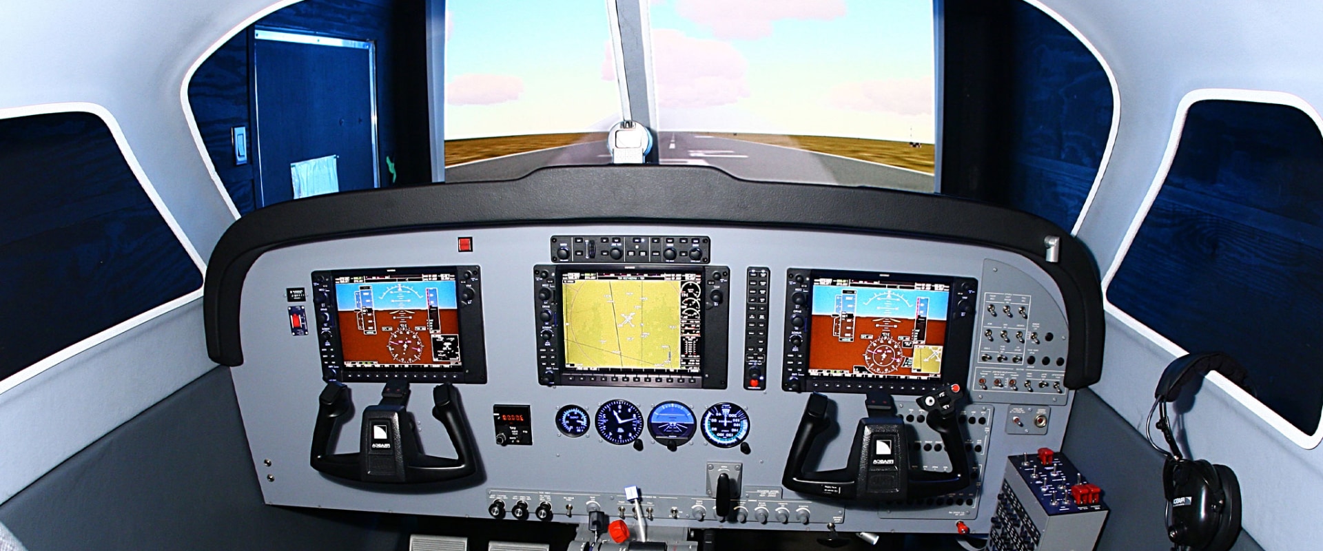 Military Flight Simulators: A Comprehensive Guide